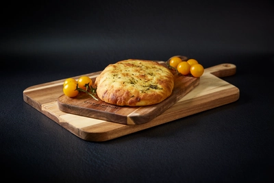 H722131_H722133_Cole&Mason_BarkwayChoppingBoard_LifestyleLandscape_HR