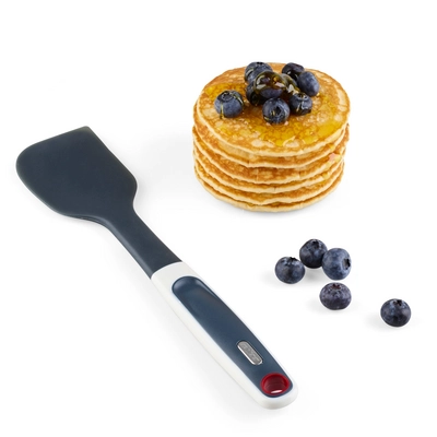 2---E980095_E980095U_Does_It_All_Spatula_with_food_3e811494-26d2-4817-be1f-0c0b1011ccde (1)