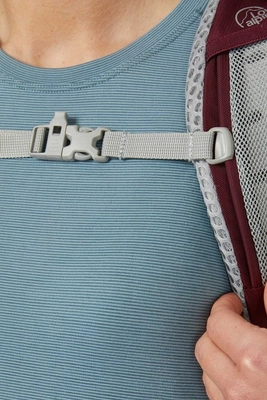 8---airzone_trail_nd28_deepheather_raspberry_ftf_40_dhr_model_detail_04