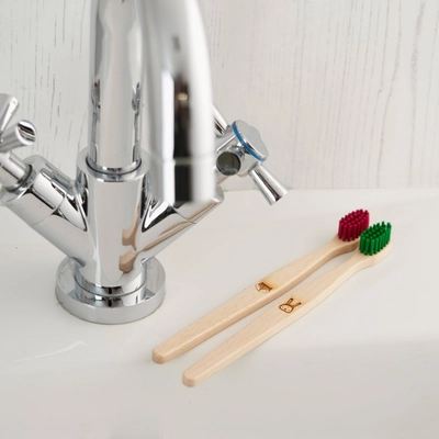 4---fox-green-kids-wooden-toothbrush-ecoliving(2)