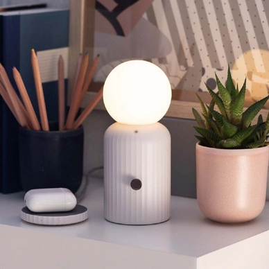 3----7478-Skittle-Lamp-White-Lifestyle-LoRes-e1679478139408