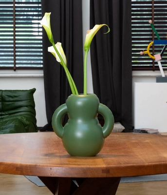Home-Studyo-tableware-vase-moss-1200x1400px-5
