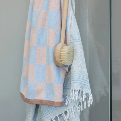 4---RETRO_towels_col70_06_48598e97-c841-489e-93a9-a13a5c935037_900x
