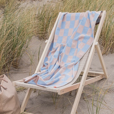 5---RETRO_towels_col70_09_900x