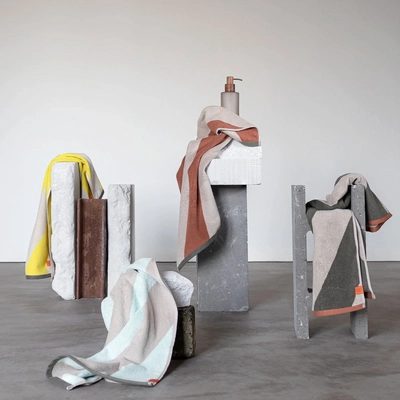 3---DIAGONAL_towels_mix_10_12f0d2e1-e99c-4d6a-84a0-42300512b78e_1800x1800 (1)