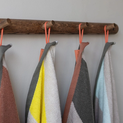 5---DIAGONAL_towels_mix_13_fdf392db-f800-490b-8981-8a8c78083255_1800x1800 (1)