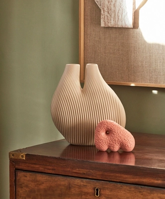 3---hay-vase-w-s-candleholder-5fb3bb8518d22-chamber-light-beige-5815517