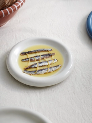 3---Barro Plate 18 set of 2 off-white