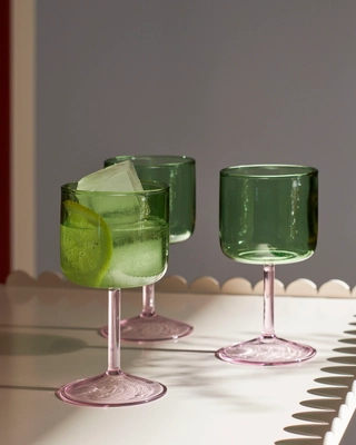 Tint Wine Glass green and pink