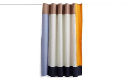 3---AB359-A433_Pivot Shower Curtain cream