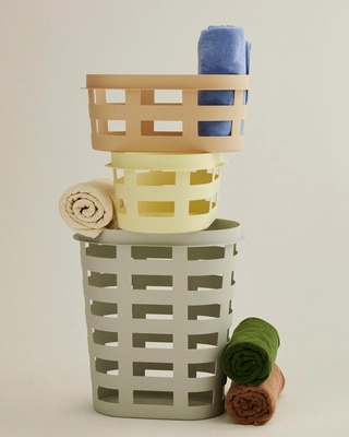 Basket Recycled Family_Mono Bath Towel Family