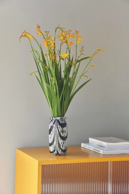 Splash Vase Roll Neck XS coffee and white_Colour Cabinet Tall w glass doors yellow