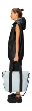 14160_wind_women_1-_no-bg