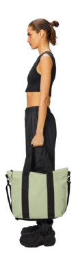 14160_earth_women_1-_no-bg