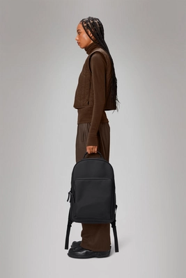 Book_Daypack_Large-Backpacks-13680-01_Black-9