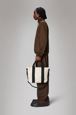 3---Tote_Bag_Micro-Tote-14180-26_Dune-19