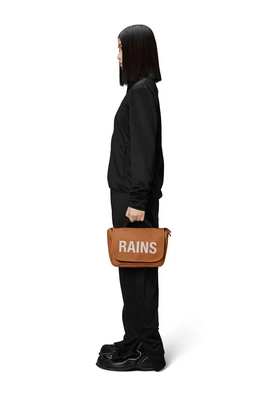 4---16310_rust_aw24_women_1