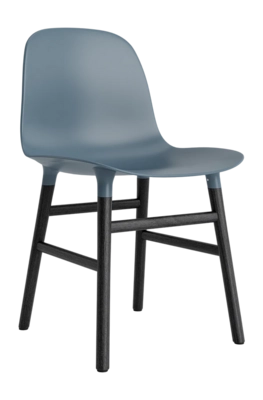 Stoel Normann Copenhagen Form Chair Black Oak Blue