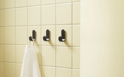 5---2021_Normann_Copenhagen_Curve_Hook_Mini_Black_