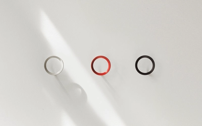 2---2022_Loop_Hook_Medium_Warm_Grey_Red_Black
