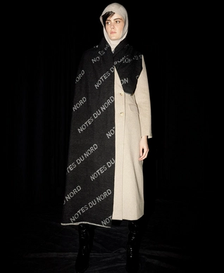 Isaya_Wool_Scarf-Scarf-13446-880_Noir_Mix-1_30a45aa7-e163-4fe9-8a86-d43677515bbc