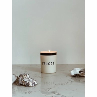 Scented_candle_-_Yucca-Fragrance-197-00_Neutral_No_color-2_1349x1799