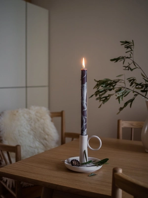 humdakin-humdakin-batik-candle__140376_a2f5210-s2500x2500