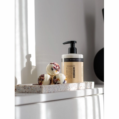 Bath_Cremer_Box-Hair_and_Body_care-460-3_464f96b6-208f-4223-8a72-ea6c8a1a08f6_1351x1800