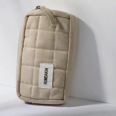 3---Humdakin-Kosmetiktasche-klein-light-stone-ambiente