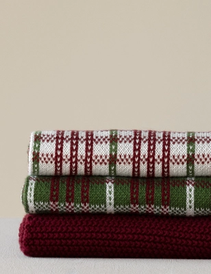 83 - 245 Festive Forest - Extra 6
