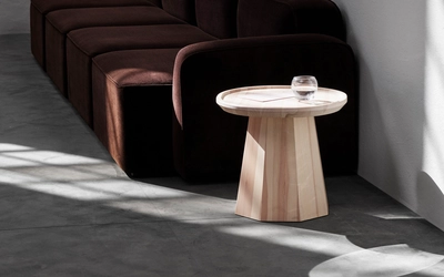 4---1400000_Normann_Copenhagen_Rope_Sofa_City_Velvet_CA7832_024_Pine_Table_2018_01