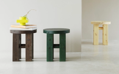 4---2023_Fyr_Stool_Dark_Brown_Dark_Green_Pine_Deko_Object_S2_Lemon