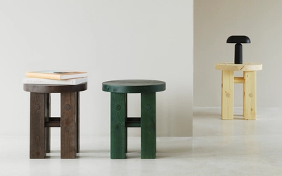 4---2023_Fyr_Stool_Dark_Brown_Dark_Green_Pine_Porta_Black