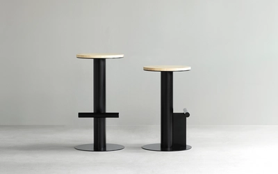 3---2023_Pole_Barstool_65cm_75cm_PineBlack