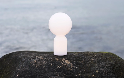 5---2024_Yo_Table_Lamp_Small_White_02