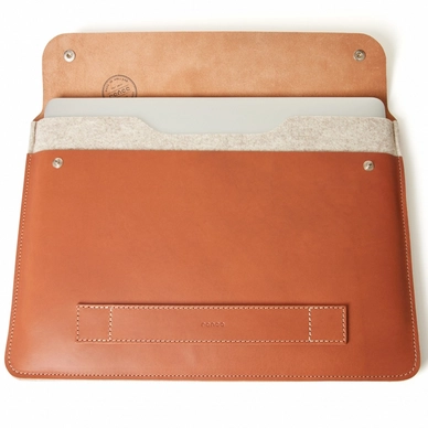 Laptophoes Castelijn & Beerens Renee Willem Macbook Sleeve 15" Lichtbruin
