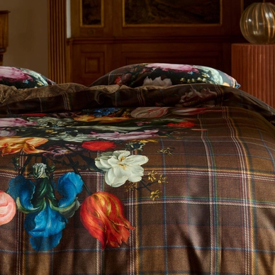 6---Beautiful_Bouquet_Duvet_cover_Brown_401784_100_118_LR_S2_P