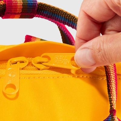 6---Kanken_Rainbow_Mini_23621-141-907_J_DETAIL_FJR