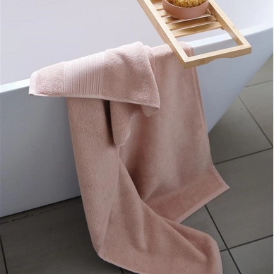 6---Sheer_Soft Pink-04_Mood