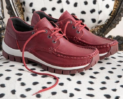 6---wolky-lage-veterschoenen-04726-fly-24505-donkerrood-leer-sfeer