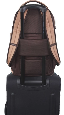 6---VERGEBACKPACKS-PIPESTONE-194626471006_10003744_PIPESTONE-32M_PT04_2000x