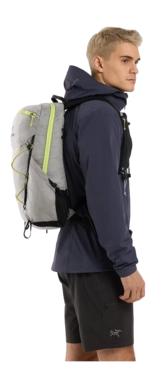 7---Aerios-15-Backpack-Pixel-Sprint-Side-View-Right-_no-bg
