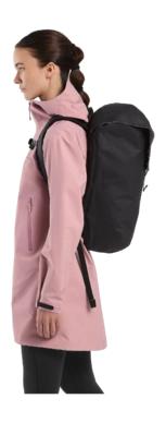 7---S23-X000007099-Granville-25-Backpack-Black-Side-View-Left-_no-bg