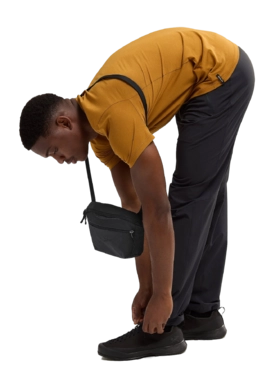 3---F23-X000006100-Mantis-2-Waistpack-Black-II-Hover-_no-bg