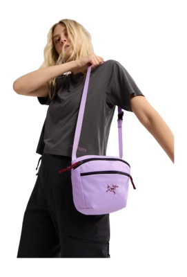 F23-X000006100-Mantis-2-Waistpack-Storm-Glow-Back-View-_no-bg