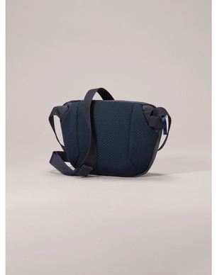 S24-X000006157-Mantis-1-Waistpack-Black-Sapphire-Vitality-Back