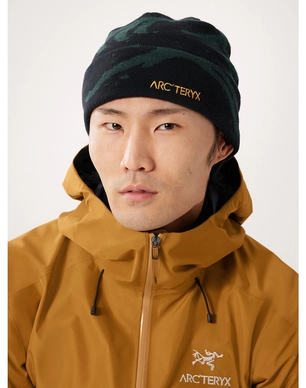 S24-X000009253-Grotto-Toque-Dark-Magic-Front-View