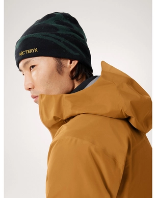 S24-X000009253-Grotto-Toque-Dark-Magic-Hover