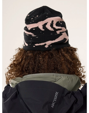 3---S24-X000009253-Grotto-Toque-Black-Alpine-Rose-Hover