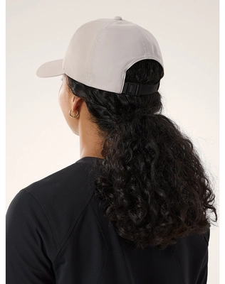 2---F24-X000007074-Small-Bird-Cap-Rune-Solaris-Back-View
